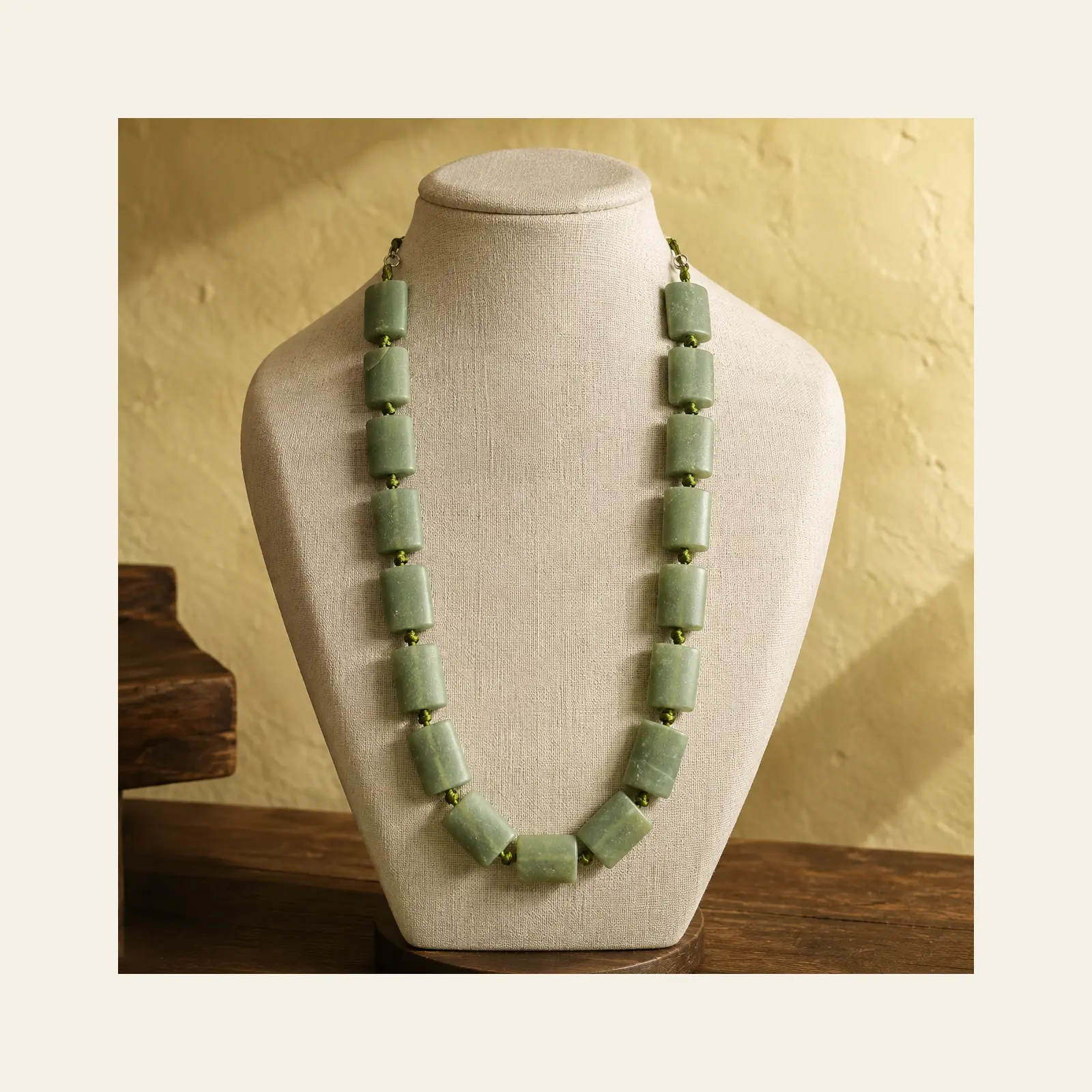 Green Jade Bead Necklace - Image 2