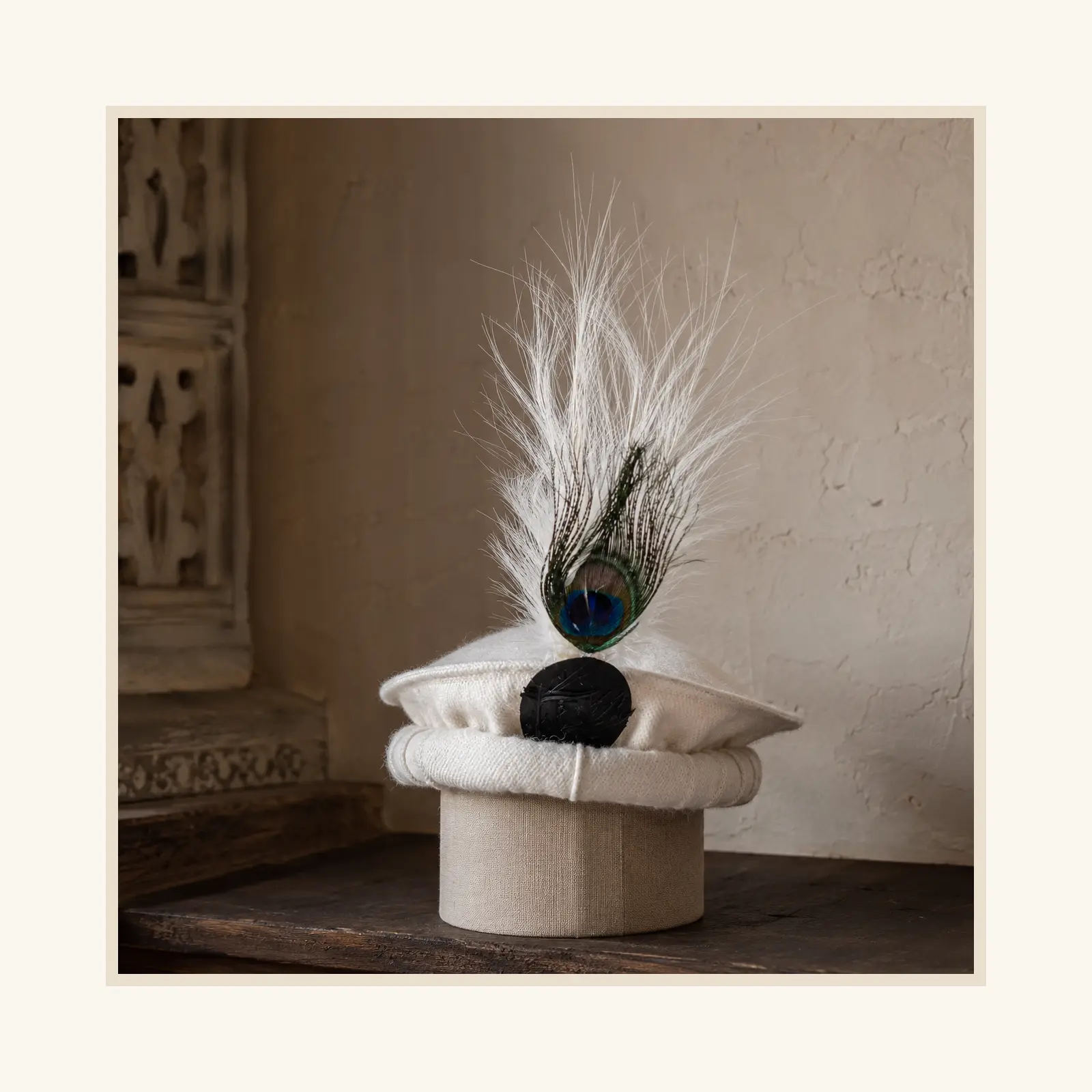 Traditional Men’s Cap with Feather - Image 7